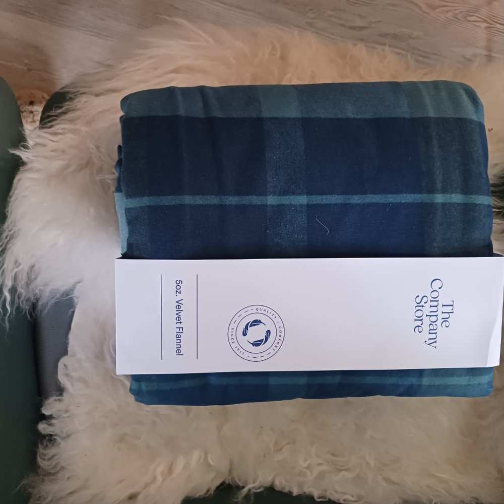 FULL/DOUBLE FLANNEL DUVET COVER FROM THE COMPANY STORE NEW IN PACKAGE WITH TAGS